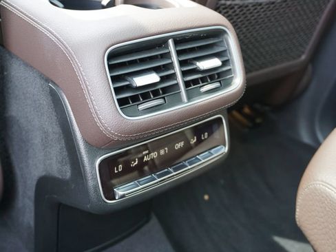 Certified 2023 Mercedes-Benz GLS 580 4MATIC image 48