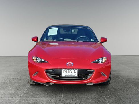 Used 2016 MAZDA MX-5 Miata Grand Touring image 2
