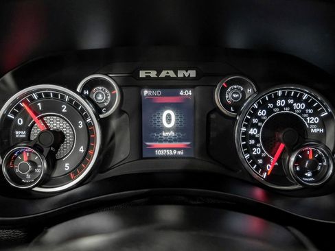 Used 2024 RAM 3500 Big Horn AWD/4WD image 19