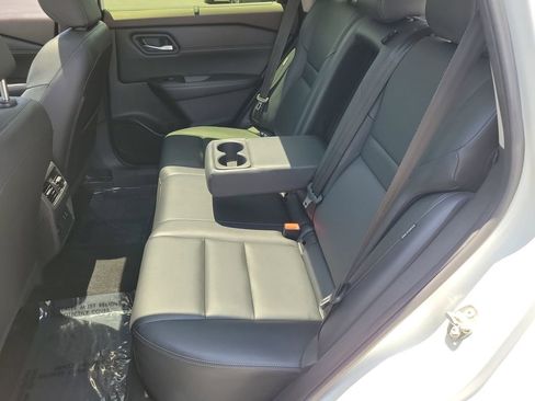Used 2023 Nissan Rogue SL w/ SL Premium Package FWD image 27
