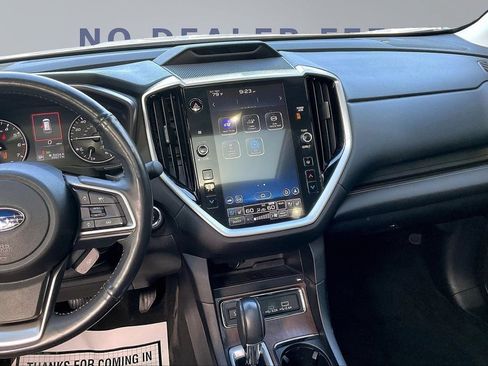 Used 2023 Subaru Ascent Touring AWD/4WD image 9
