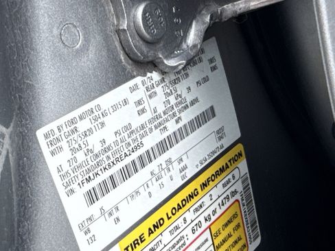 Certified 2024 Ford Expedition Max Limited RWD image 37