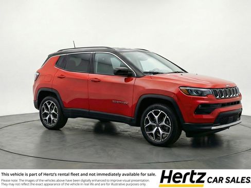 Used 2025 Jeep Compass Limited image 1