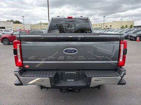New 2026 Ford F250 Lariat w/ Chrome Package AWD/4WD image 3