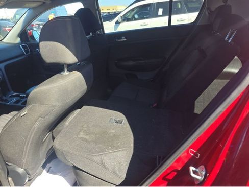 Used 2021 Kia Sportage LX image 12