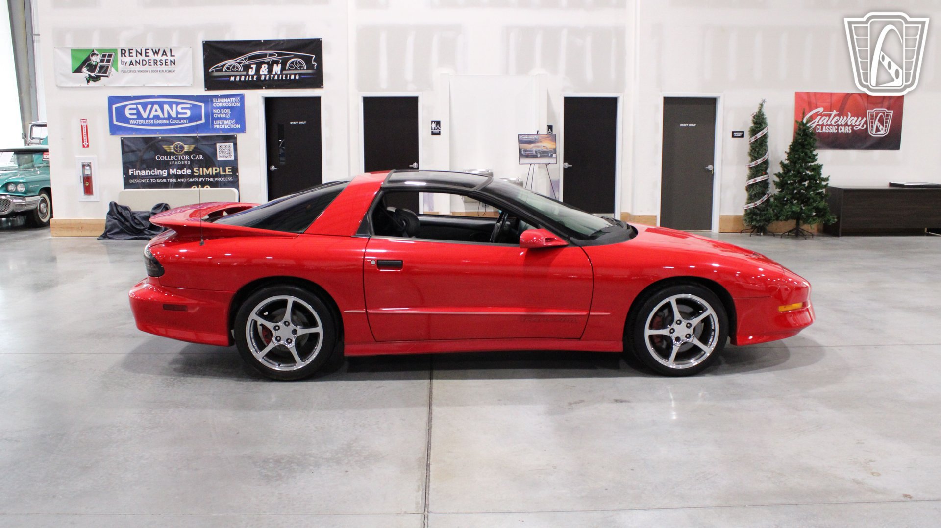Used 1994 Pontiac Firebird Coupe RWD image 17