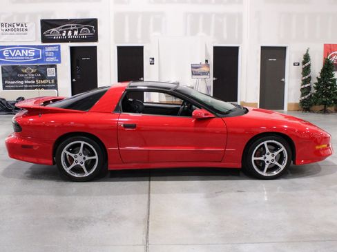 Used 1994 Pontiac Firebird Coupe image 17