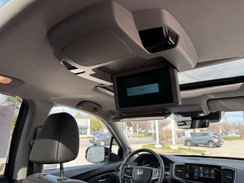 Used 2020 Honda Pilot Elite image 24