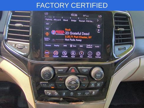 Certified 2020 Jeep Grand Cherokee Limited w/ Premium Lighting Group AWD/4WD image 24