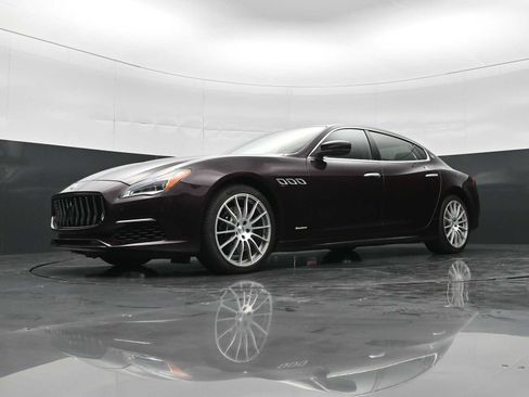 Used 2018 Maserati Quattroporte S GranLusso RWD image 37
