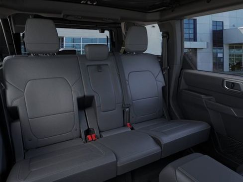 New 2026 Ford Bronco Outer Banks AWD/4WD image 11