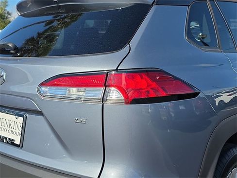 Used 2023 Toyota Corolla Cross LE image 10