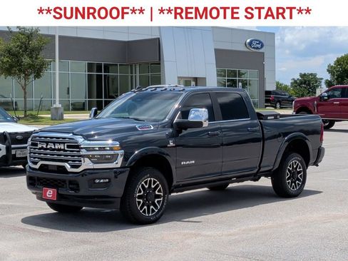 Used 2026 RAM 2500 Limited AWD/4WD image 3