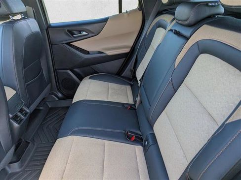 Used 2025 Chevrolet Equinox ACTIV w/ Safety and Technology Package image 26