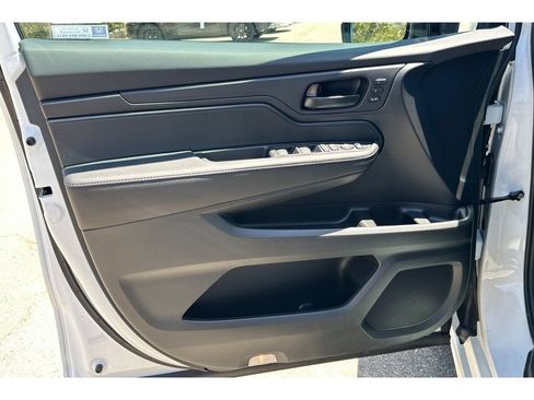 Used 2026 Honda Odyssey Sport-L image 11