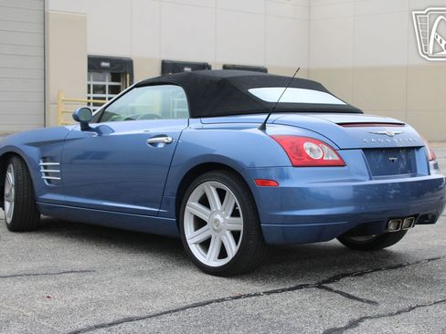 Used 2007 Chrysler Crossfire Limited image 9