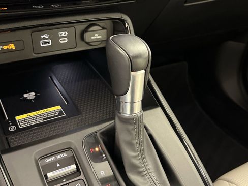 Used 2024 Honda CR-V EX-L image 22