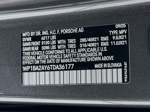 New 2026 Porsche Cayenne Coupe image 34