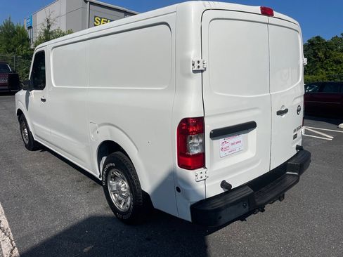 Used 2015 Nissan NV 3500 SV w/ Technology Package image 6