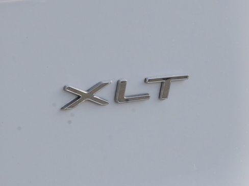 Used 2023 Ford Transit 350 XLT image 53