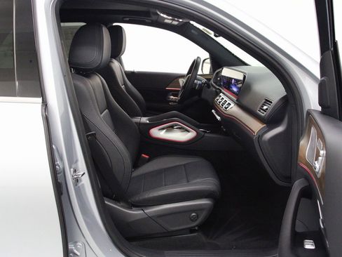 Certified 2024 Mercedes-Benz GLE 350 4MATIC w/ Winter Package image 21