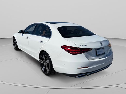 Used 2026 Mercedes-Benz C 300 4MATIC Sedan image 3