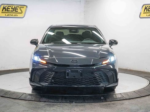 Used 2025 Toyota Camry SE w/ Multimedia Upgrade Package image 6