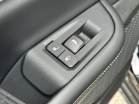 New 2026 Jeep Grand Cherokee L 4WD image 30