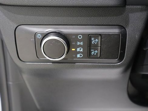 Used 2025 Ford Escape Active AWD/4WD image 30