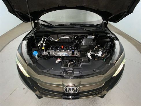 Used 2021 Honda HR-V Sport image 24