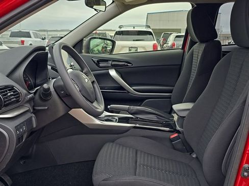 New 2025 Mitsubishi Eclipse Cross LE image 12