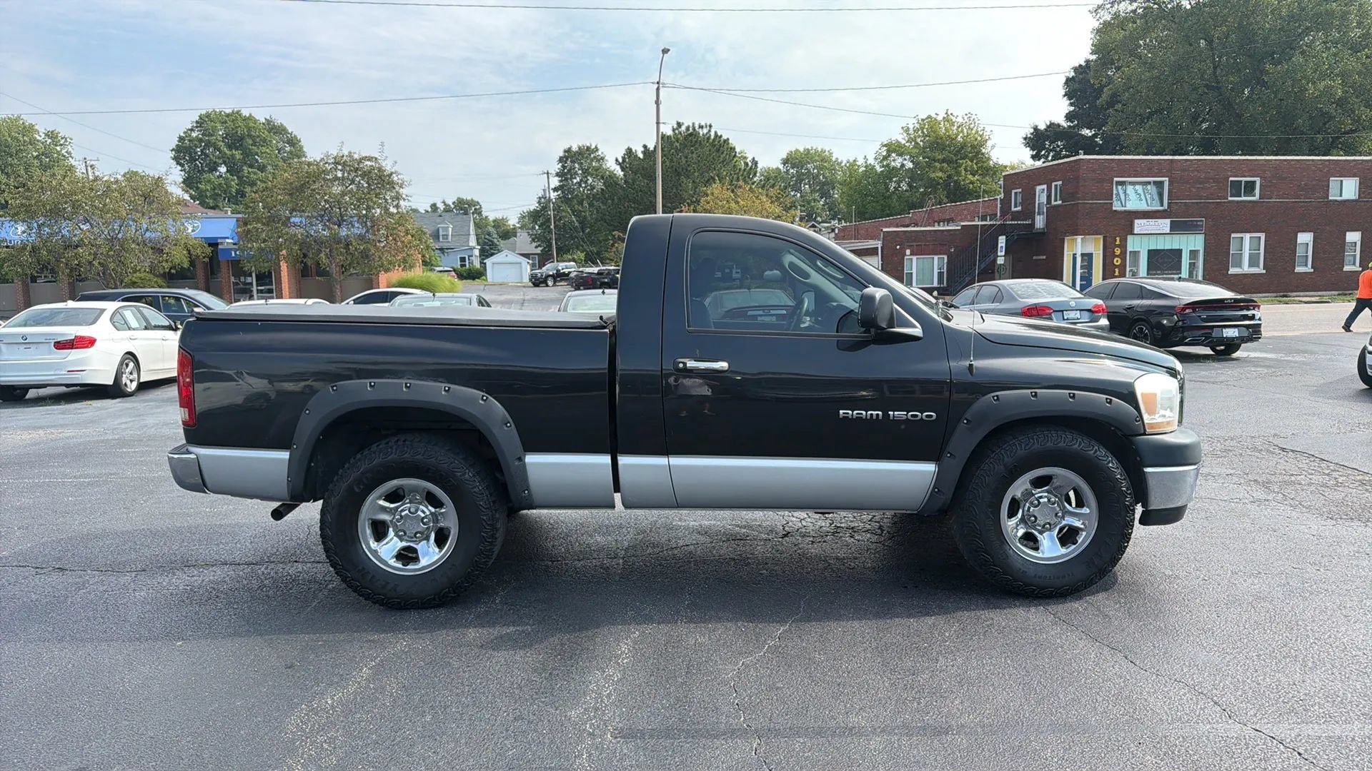 Used 2006 Dodge Ram 1500 Truck ST w/ SXT Group RWD image 4