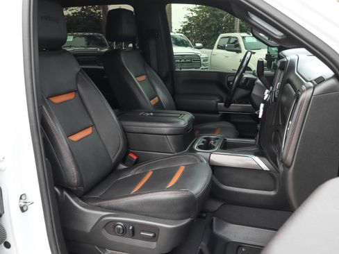 Used 2022 GMC Sierra 2500 AT4 w/ AT4 Premium Plus Package AWD/4WD image 51