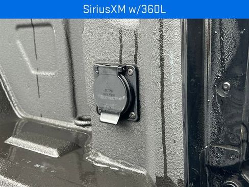 Used 2023 GMC Sierra 1500 Elevation image 15