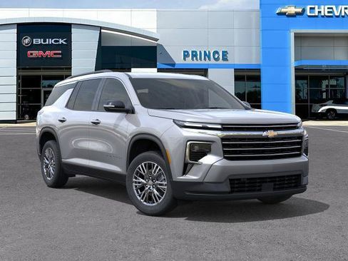 New 2027 Chevrolet Traverse LT w/ Driver Confidence Package FWD image 31
