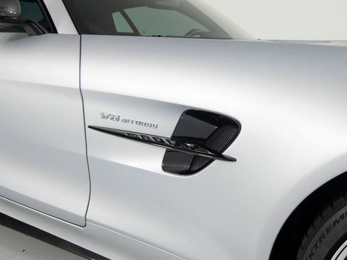 Used 2018 Mercedes-Benz AMG GT R image 41