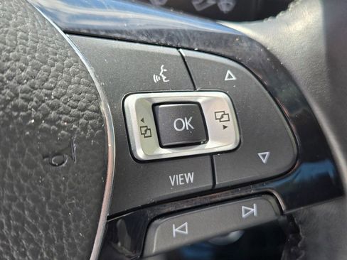 Used 2019 Volkswagen Jetta SEL Premium image 27