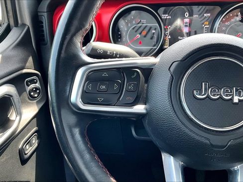 Used 2020 Jeep Gladiator Rubicon w/ Trailer Tow Package AWD/4WD image 12