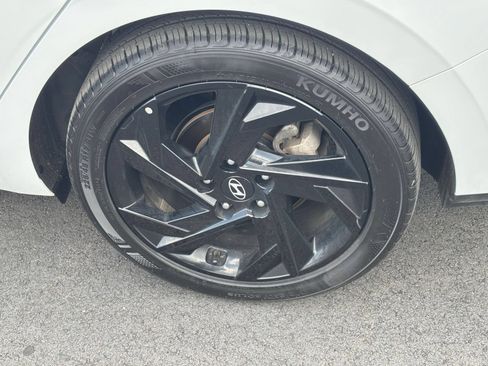 Used 2026 Hyundai Elantra Sport FWD image 22