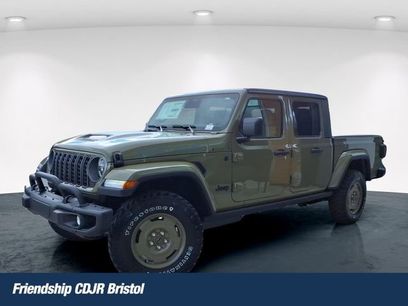 New 2026 Jeep Gladiator Sport