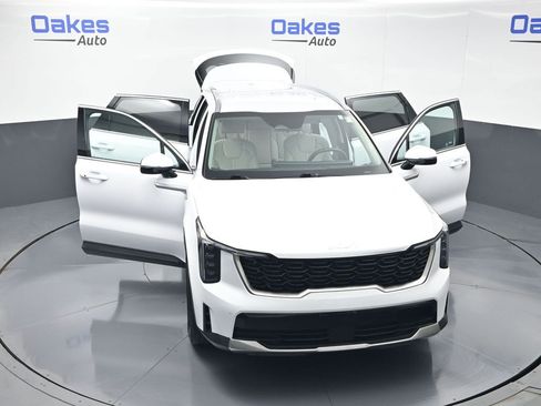 Certified 2026 Kia Sorento S AWD/4WD image 59