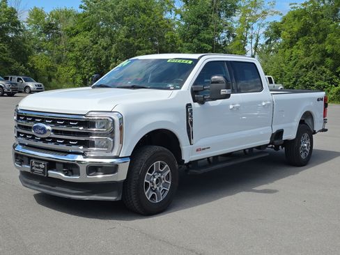 Used 2024 Ford F350 Lariat w/ Camper Package image 8
