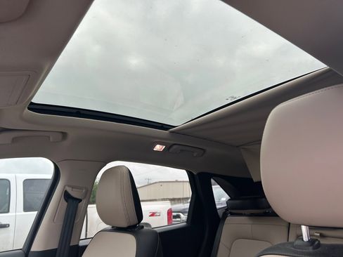 Used 2020 Ford Escape SEL image 7