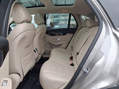 Certified 2022 Mercedes-Benz GLC 300 GLC 300 image 10