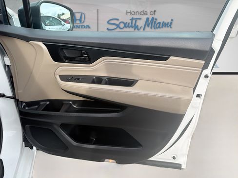 Used 2023 Honda Odyssey Touring image 35