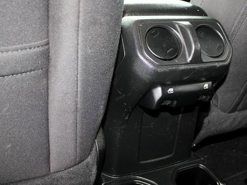 Used 2022 Jeep Wrangler Unlimited Sport AWD/4WD image 29