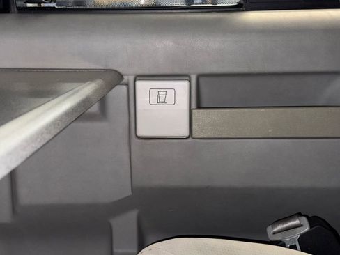 Used 2002 Volkswagen Eurovan MV image 56