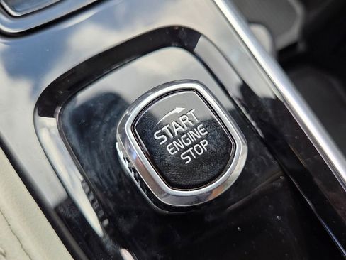 Used 2023 Volvo XC90 B6 Ultimate image 35