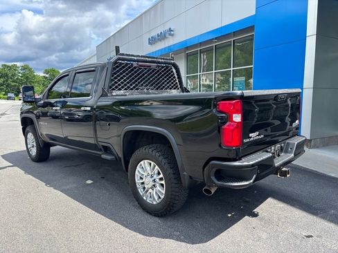 Used 2020 Chevrolet Silverado 2500 High Country w/ Technology Package AWD/4WD image 4