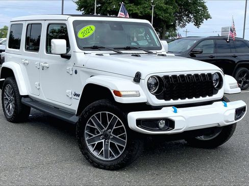 Certified 2024 Jeep Wrangler High Altitude AWD/4WD image 2